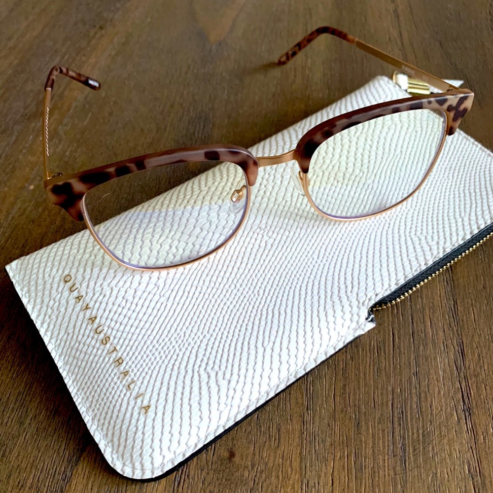 Quay Evasive Blue Light Glasses